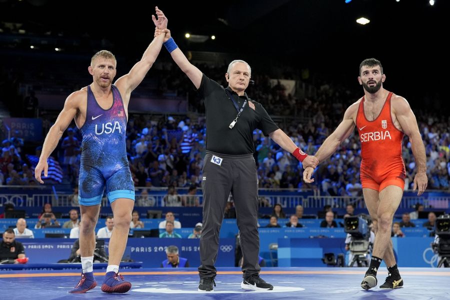 Sakura Motoki adds to Japan's wrestling gold rush in Paris