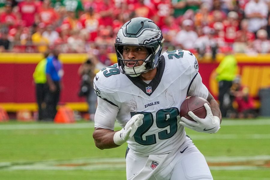 Report: Panthers signing RB AJ Dillon to one-year deal