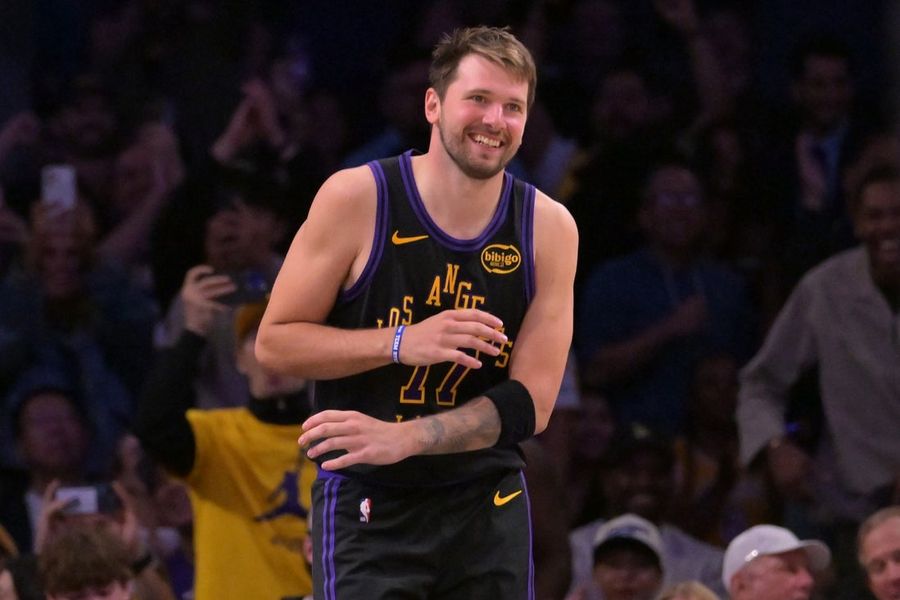 NBA roundup: Lakers down Cavs as LeBron James earns record 1,229th win