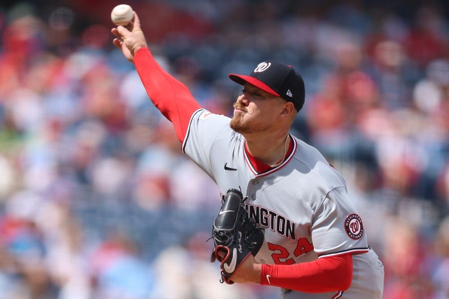 Phillies pull off late rally, clip Nationals in 10th inning